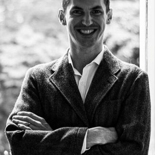 Maître Charlie LIPPENOO